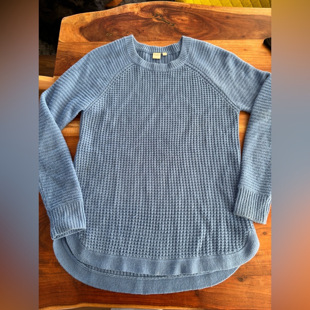 Twik sweater size large